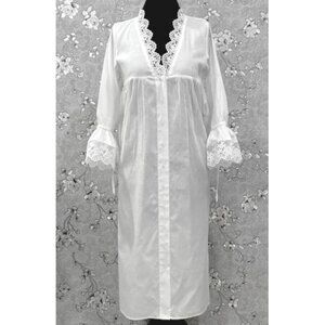 SoieRose Victorian White Cotton Nightgown with Lace Trim – SR-1227
